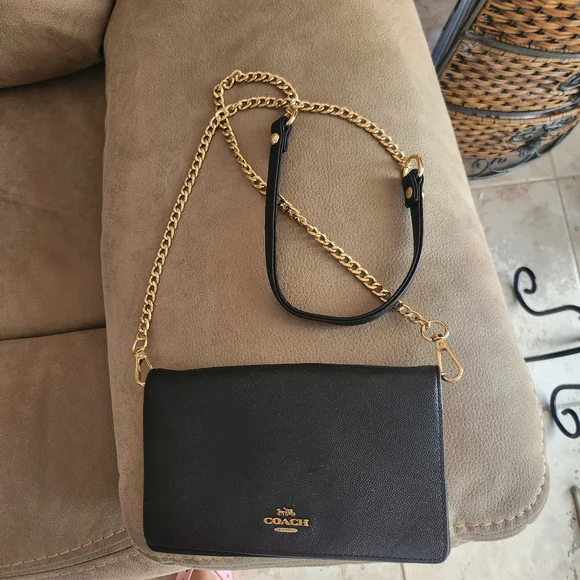Coach Black Pebbled Leather Wristlet Clutch - Picture 2 of 9